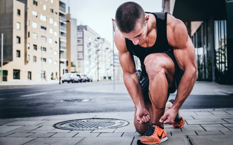 Photo Trailrunning vs Straßenlauf – Welcher Sport ist der bessere Kick? Image: Mountain trail