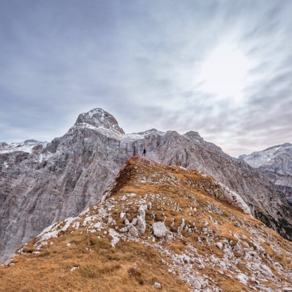 Photo Alpine peaks